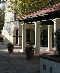 photo of a commercial patio